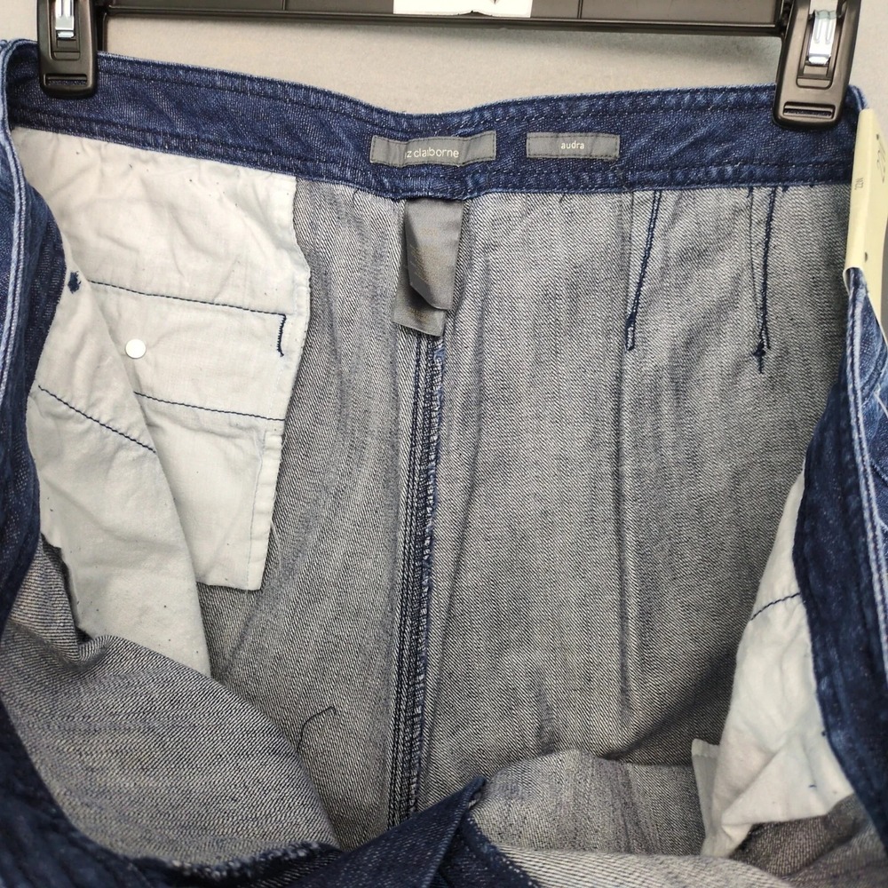 NWT Liz Claiborne Audra Capri Jeans Womens Plus 22W 44x20" 100% Cotton Dark Wash - Picture 8 of 8